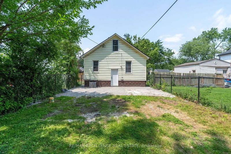 3561 King St  Windsor, N9C 1P4 | Image 22