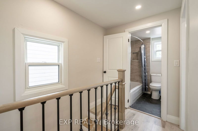 68 Harrison Ave S Hamilton, L8H 3A1 | Image 25