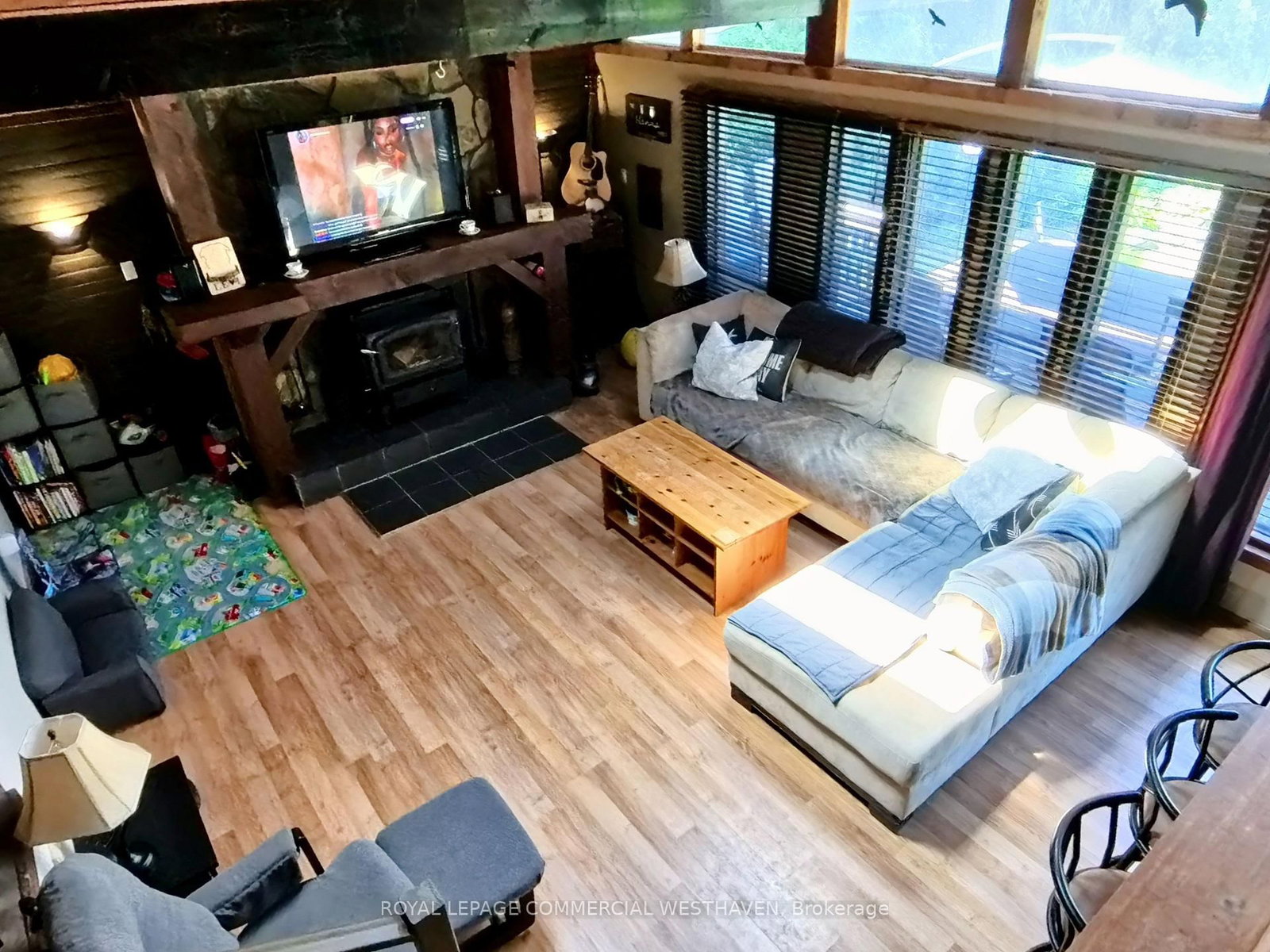 Listing Image 15