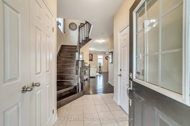 30 Madonna Dr S, Hamilton, L9B 0H1 | Image 3