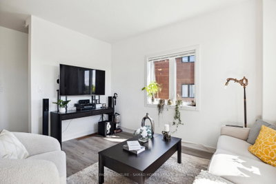 Unit 61 — 590 North Service Road — more photos