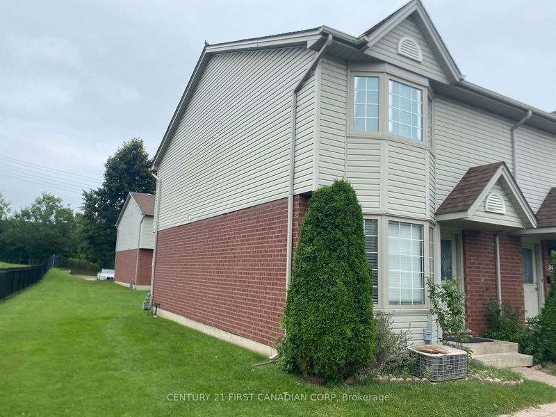 home for lease on 53-50 Chapman Court