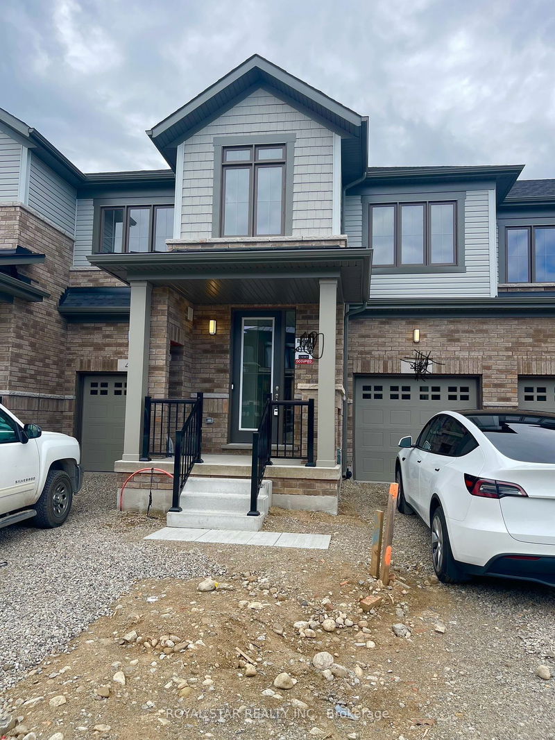 home for lease on 43 Blacklock Street
