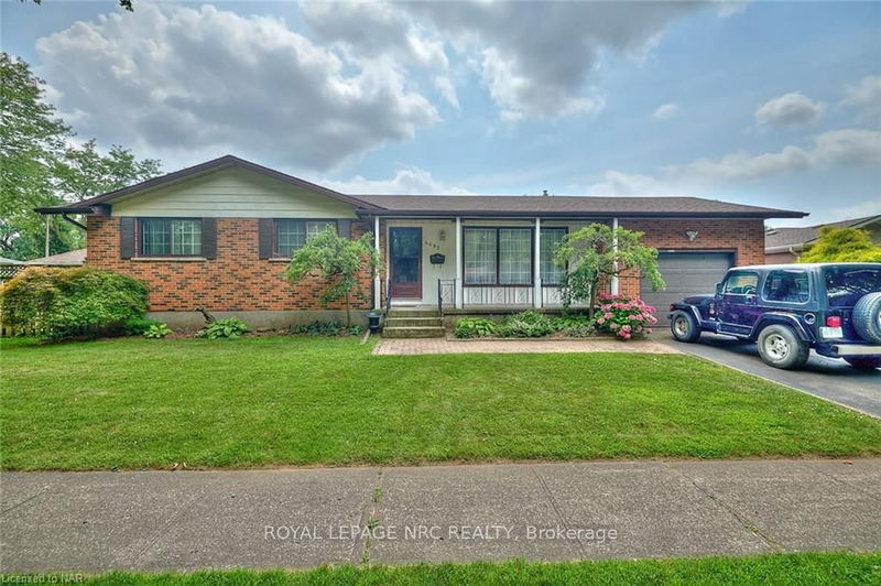 home for sale on 4495 Meadowvale Drive