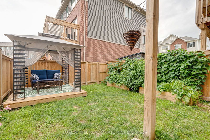 92 Hibiscus Lane  Hamilton, L8K 0A4 | Image 29