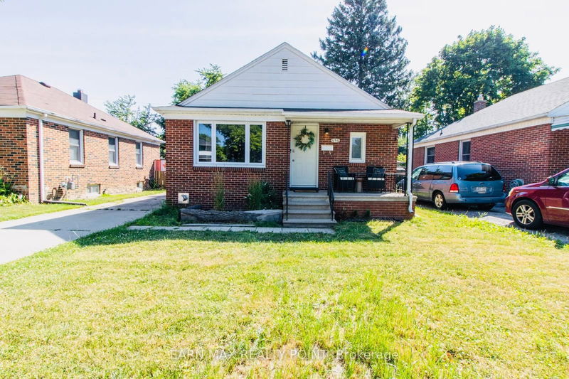 858 Matthew Brady Blvd  Windsor, N8S 3J8 | Image 1