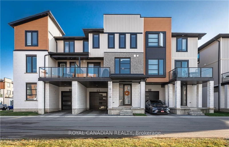 home for lease on 925 Manhattan Way