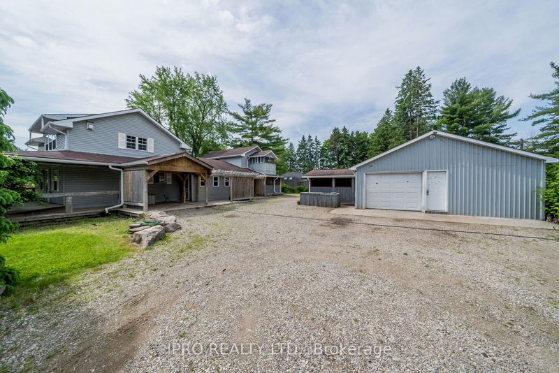 home for sale on 5390 8th Line
