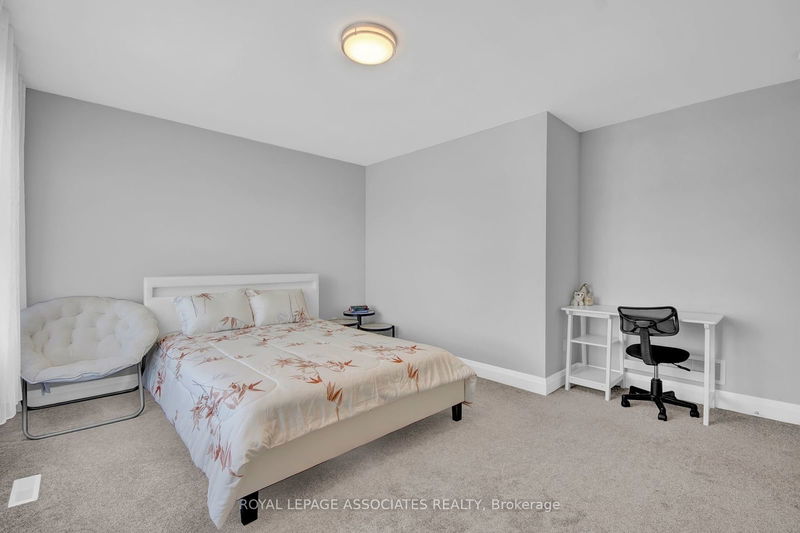 2405 Brayford Cres S London, N6K 0C4 | Image 22