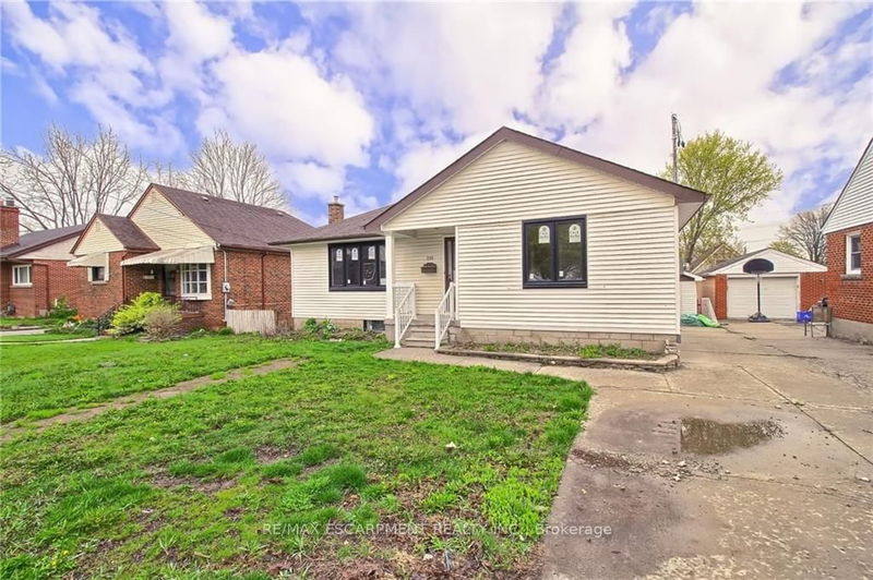home for lease on Upper-215 Stewartdale Avenue