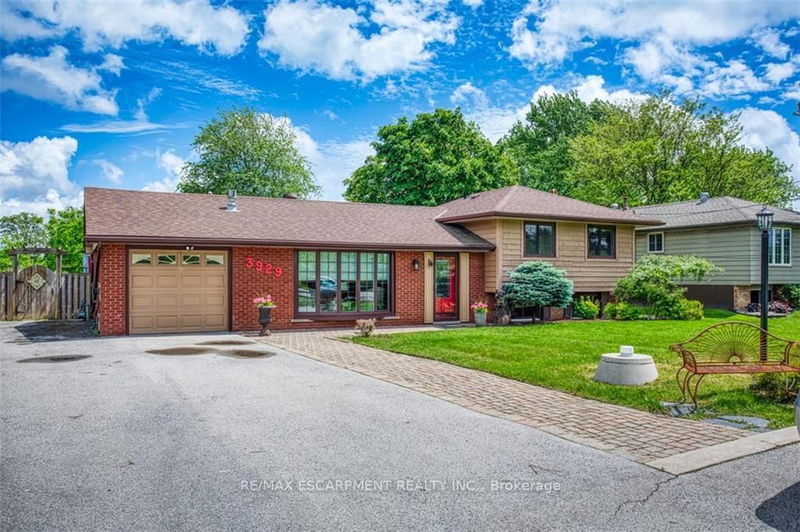 home for sale on 3929 Highway 6