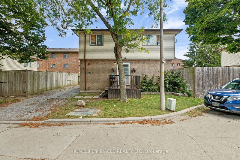 1180 Heathfield Crt  Windsor, N8S 4N9 | Image 1