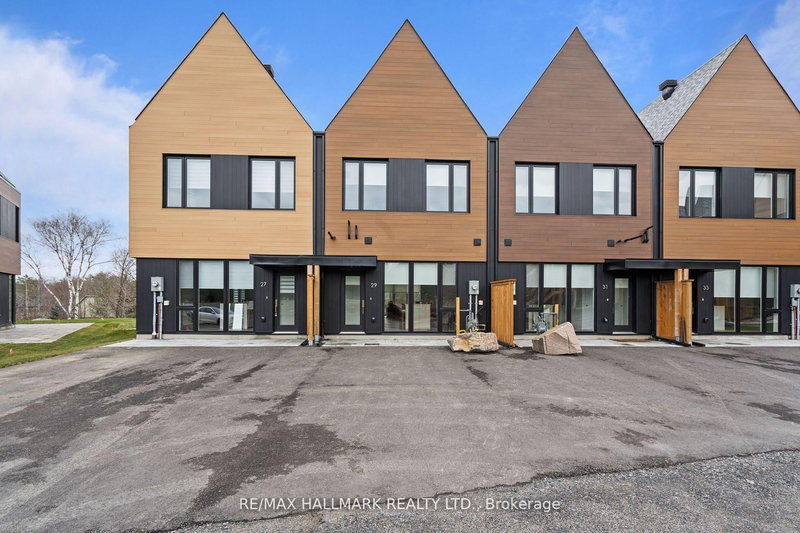 29 Rockmount Cres, Gravenhurst, P1P 0A2 | Image 2
