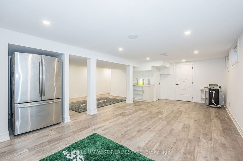 89 University Ave W Guelph, N1G 1P1 | Image 22