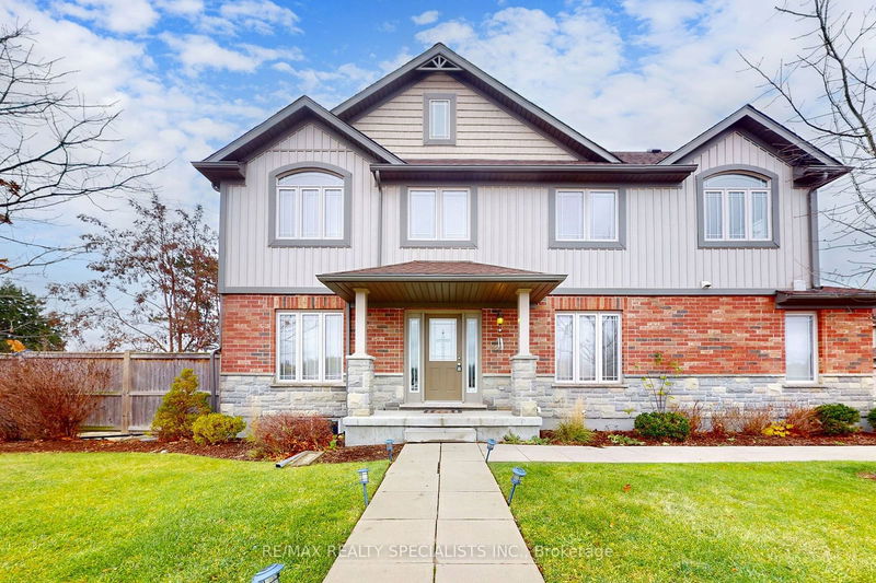 home for sale on 21-355 Macalister Boulevard