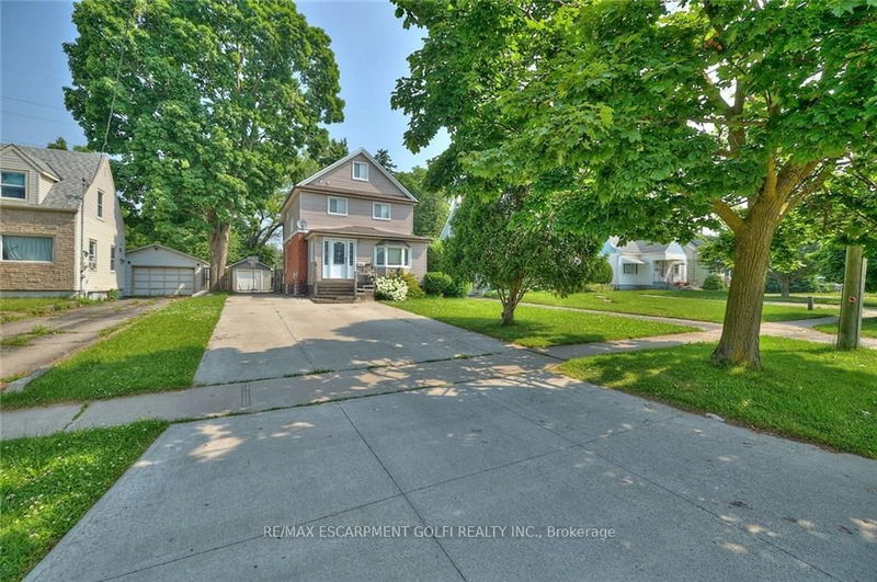 6073 Dixon St  Niagara Falls, L2G 2L4 | Image 2