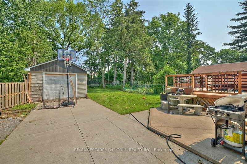 6073 Dixon St  Niagara Falls, L2G 2L4 | Image 23