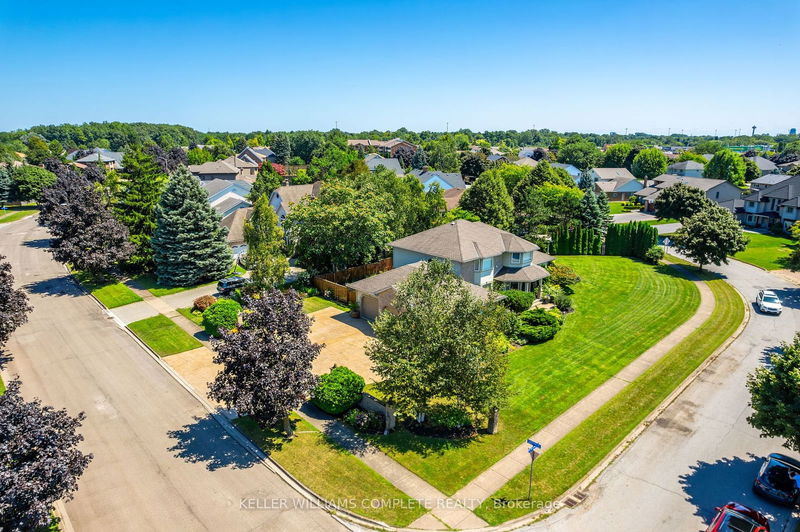 7775 St Augustine Cres  Niagara Falls, L2H 2X3 | Image 11