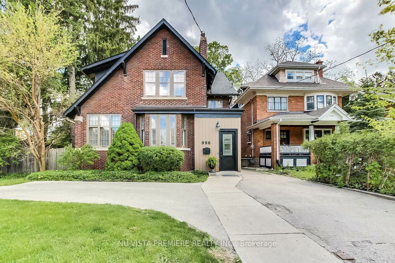 home for sale on 996 Richmond Street