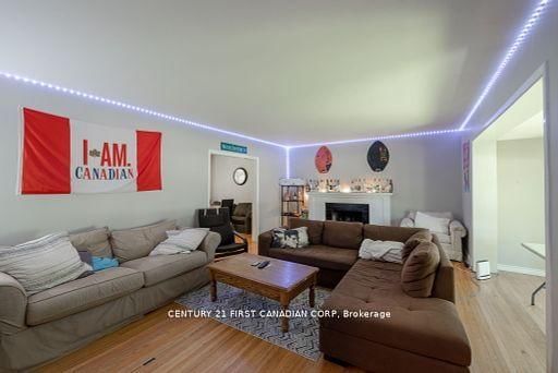 Listing Image 13