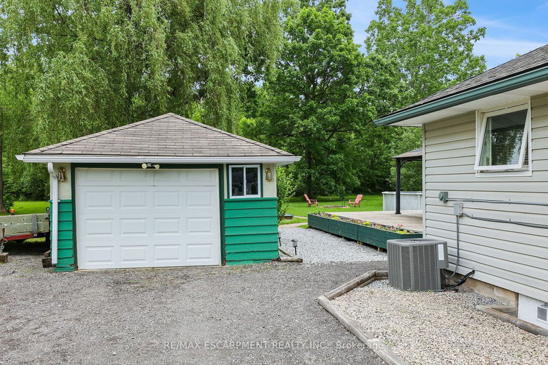 1954 Grayson Ave  Fort Erie, L2A 5M4 | Image 22