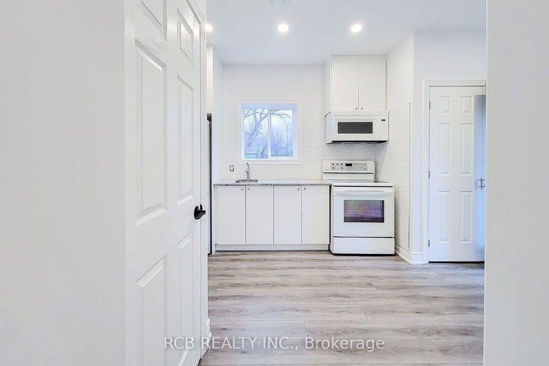 184 Beach Blvd  Hamilton, L8H 6V9 | Image 35