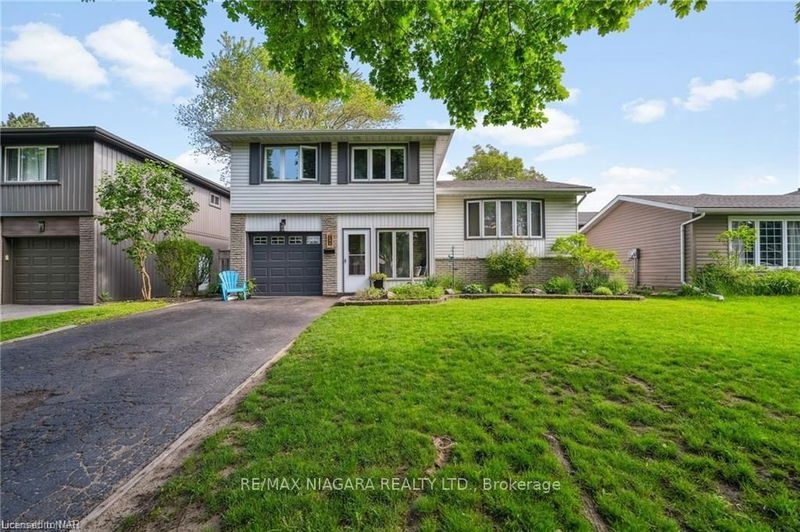 home for sale on 35 FAIRINGTON Crescent
