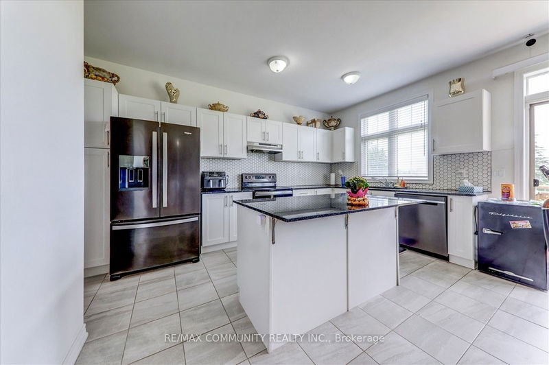 85 Summer Breeze Dr  Quinte West, K0K 1L0 | Image 9