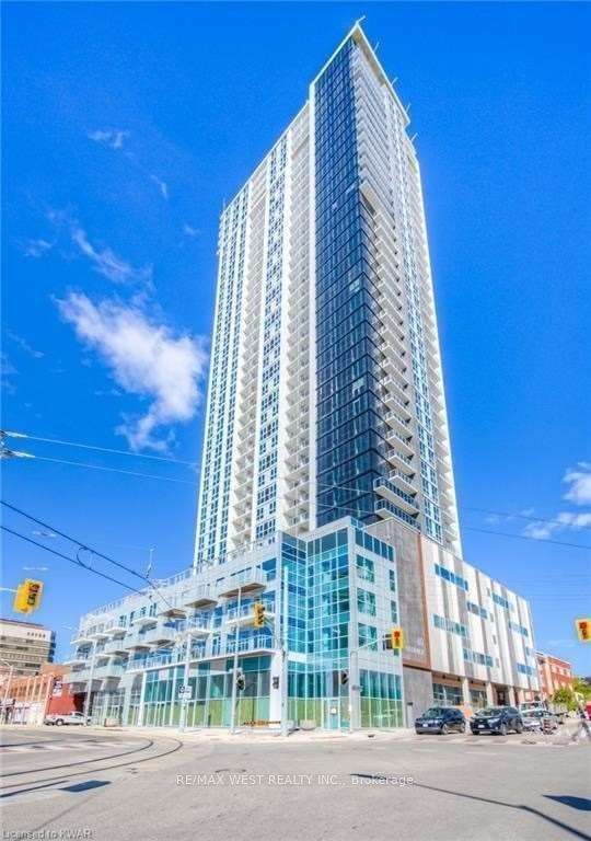 home for lease on 2809-60 Frederick Street