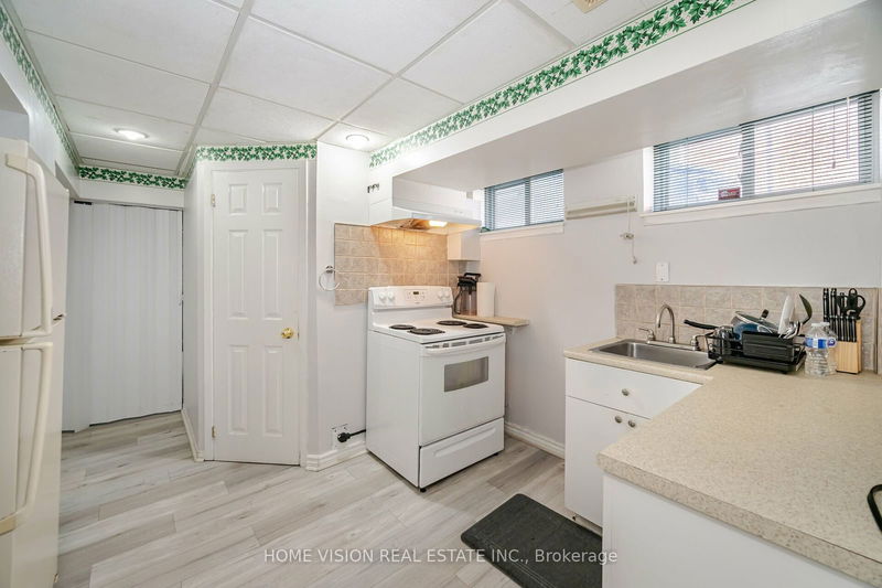 524 East 16th St E Hamilton, L9A 4L1 | Image 28