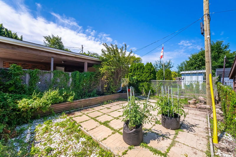 524 East 16th St E Hamilton, L9A 4L1 | Image 39