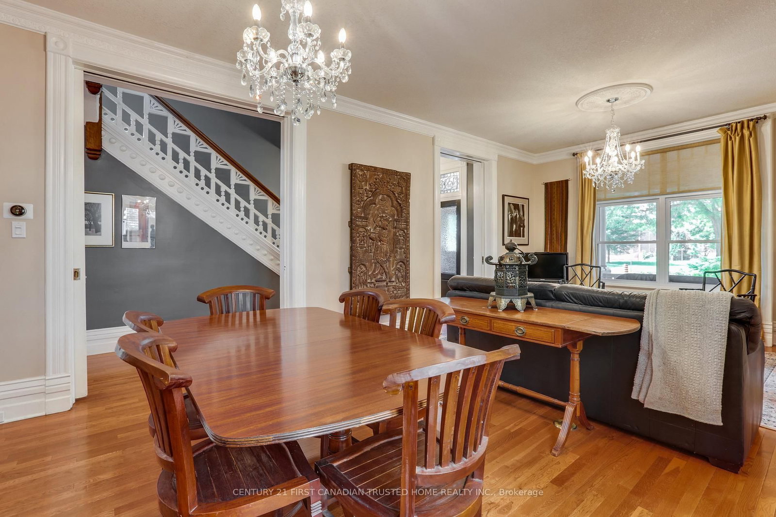 Listing Image 10