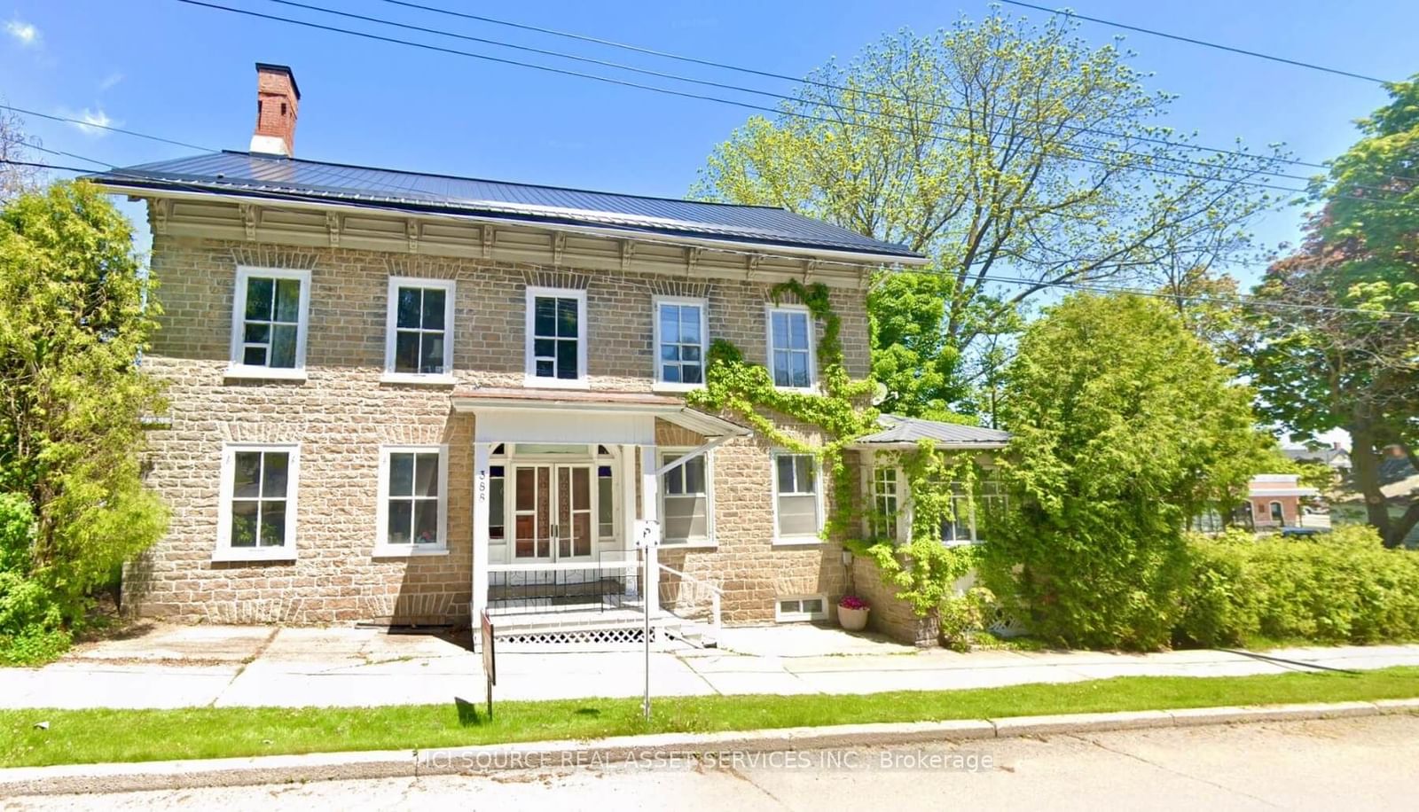 Listing Image 3