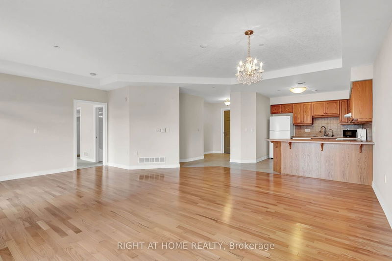  D303 - 71 Bayberry Dr  Guelph, N1G 5K9 | Image 3