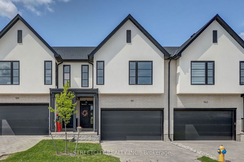 home for sale on 961 Upperpoint Avenue