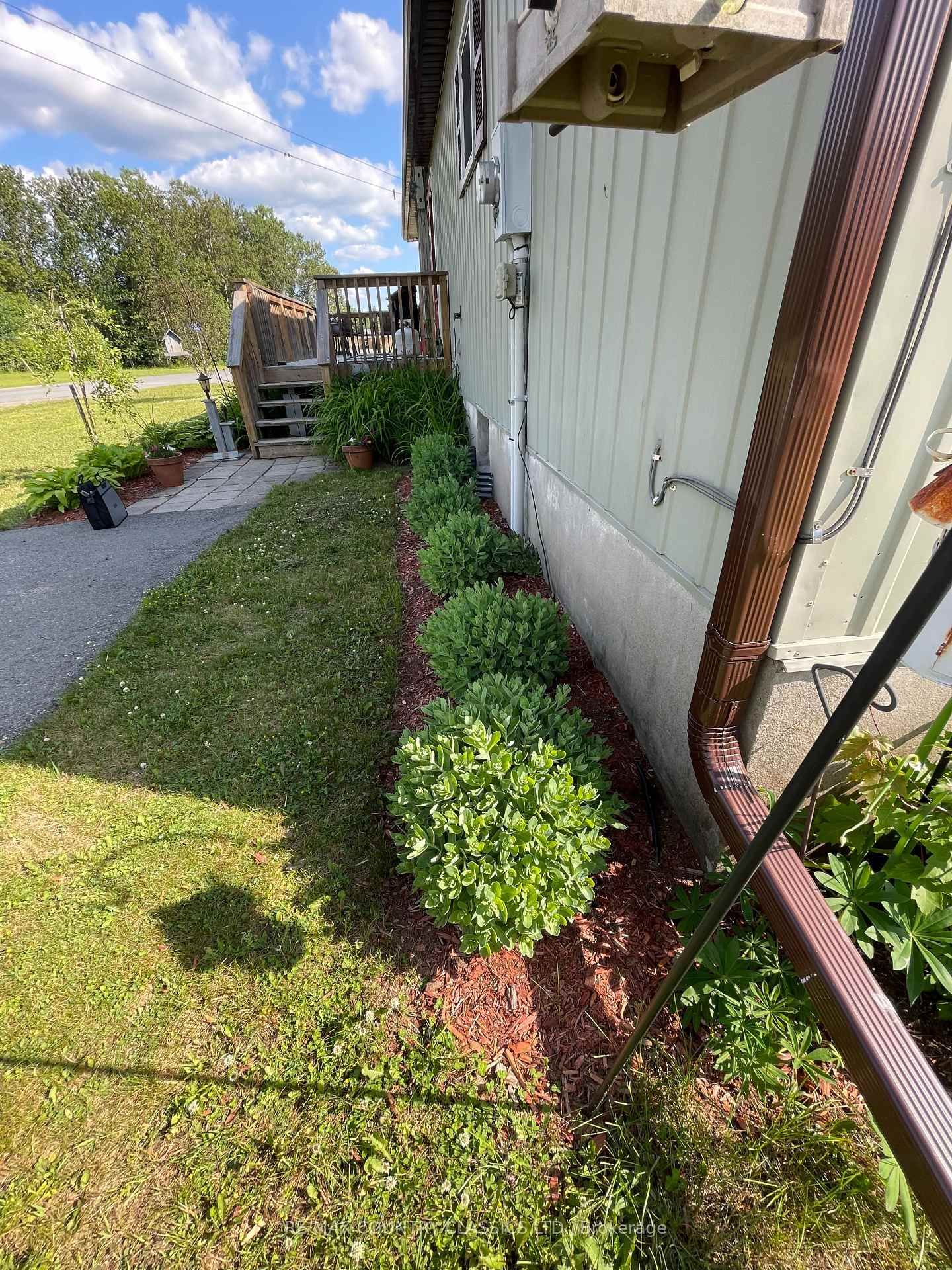 Listing Image 26