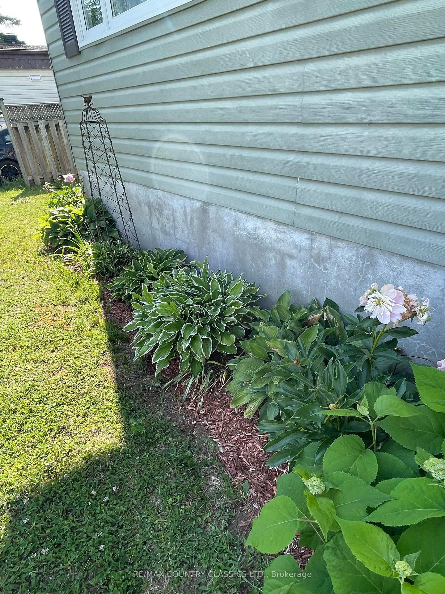 Listing Image 35