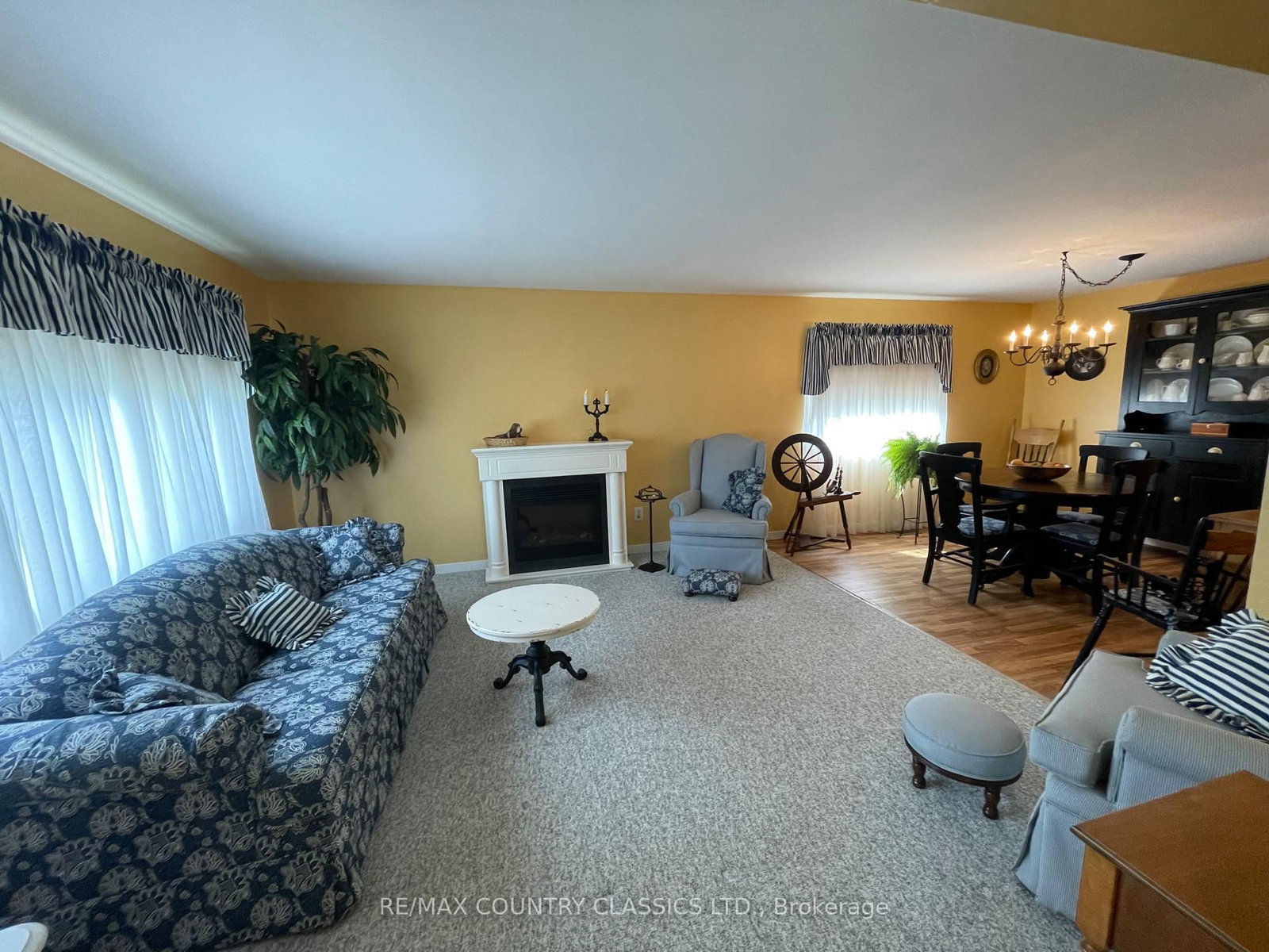 Listing Image 7