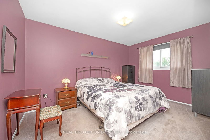 15 Ilford Crt  Hamilton, L8E 1B4 | Image 11