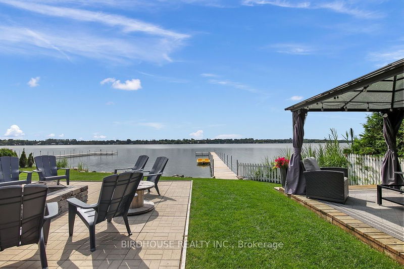 2 Beach Rd  Kawartha Lakes, K0M 2C0 | Image 24