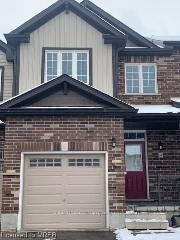 home for lease on 64 Renfrew Street