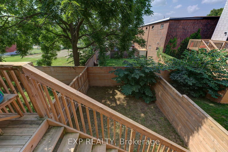  B - 3 Spring Lane  Brantford, N3T 4M2 | Image 32