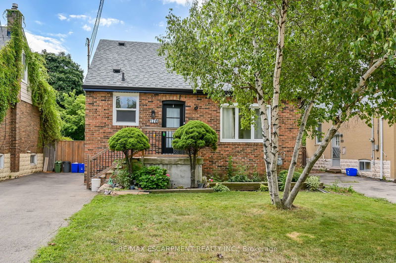home for lease on MAIN-178 East 14th Street