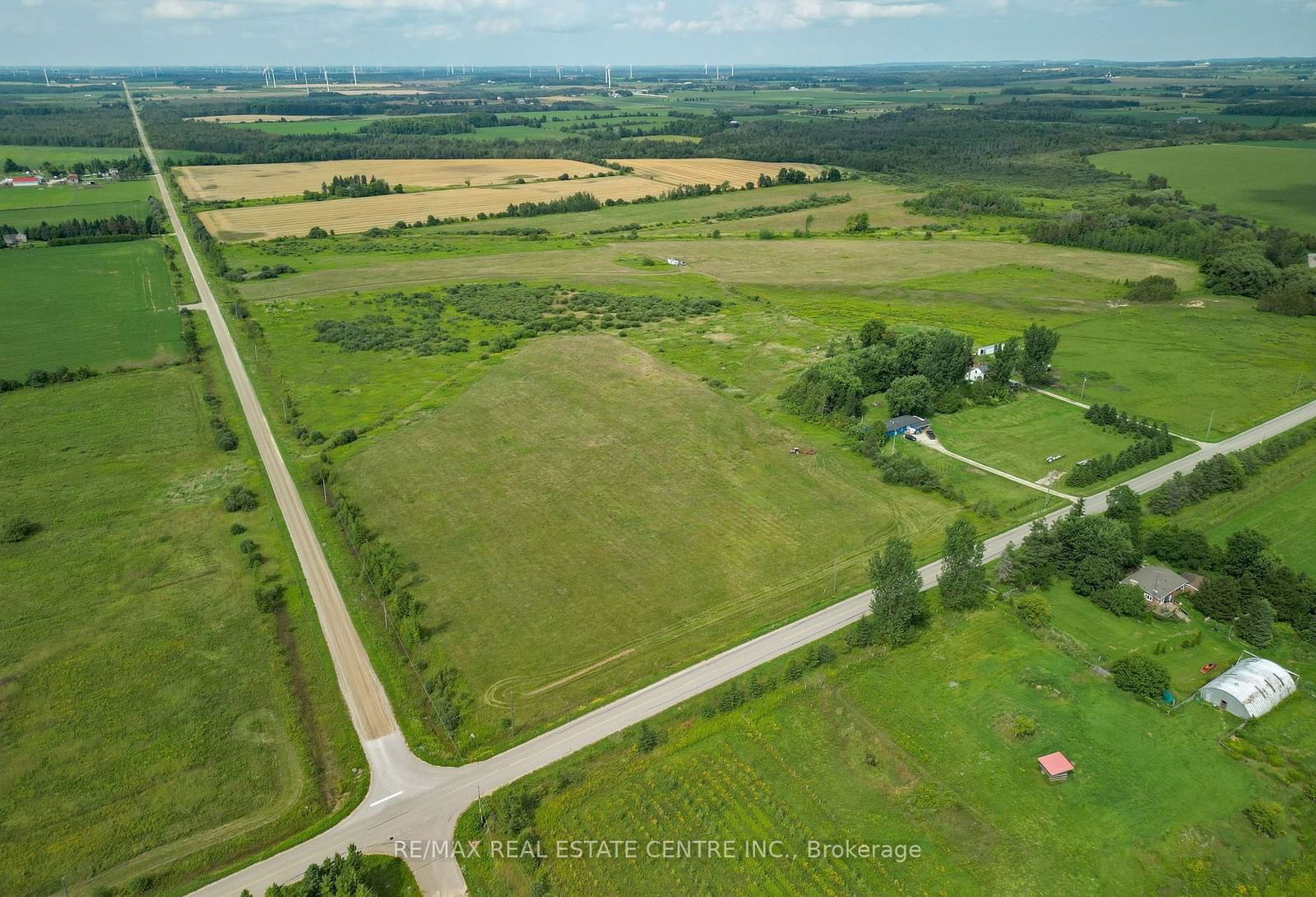 Building in 383299 20 Sideroad