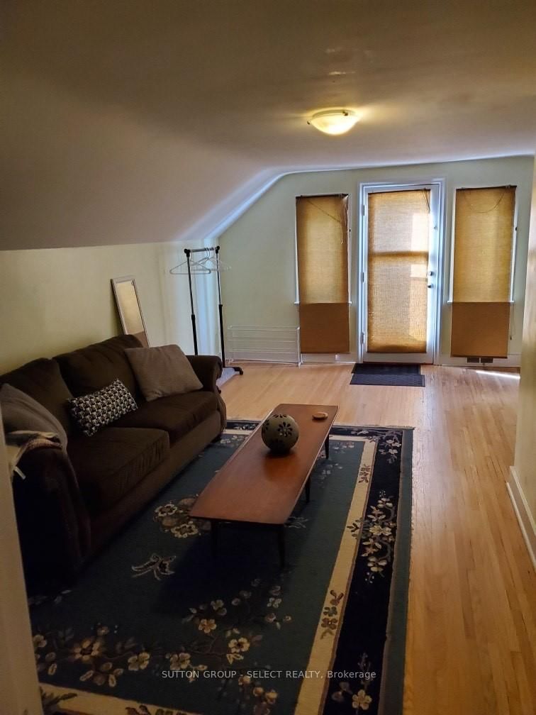 372 Cedar Ave, London North, N6G 1E7 | Image 2