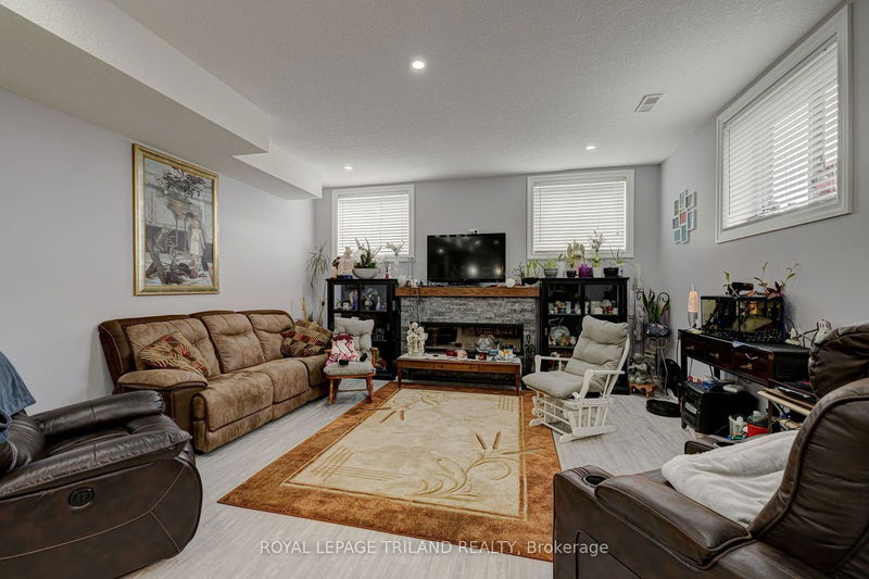 22345 ALLEN Rd  Strathroy-Caradoc, N0L 1W0 | Image 33