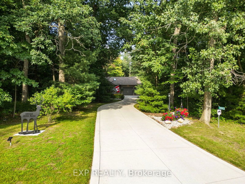 10002 Jenna Rd  Lambton Shores, N0M 1T0 | Image 2