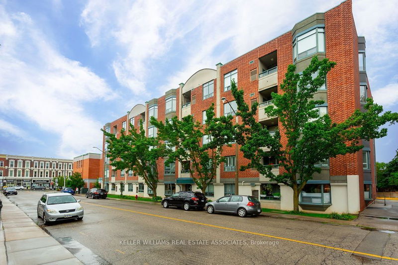 home for sale on 407-5 Ogilvie Street