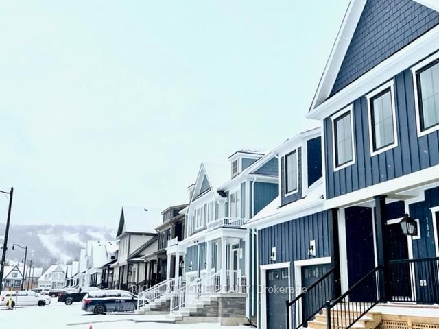 114 Black Willow Cres, Blue Mountains, L9Y 5L8 | Image 2