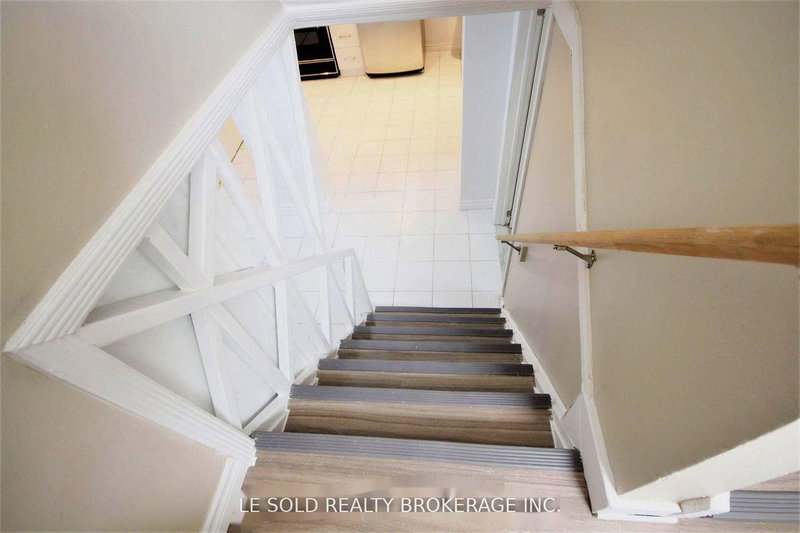 Bsmt - 112 Leland St, Hamilton, L8S 3A2 | Image 3